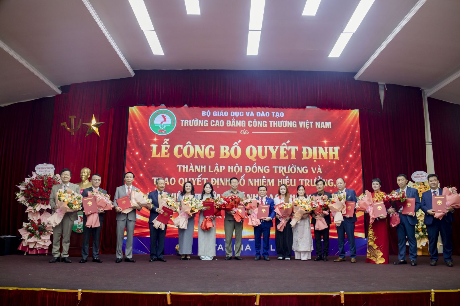 Trường Cao đẳng Công thương Việt Nam tổ chức Lễ công bố, ra mắt Hội đồng trường nhiệm kỳ 2026 - 2031