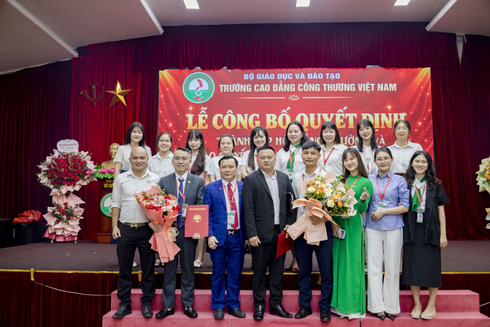 Trường Cao đẳng Công thương Việt Nam tổ chức Lễ công bố, ra mắt Hội đồng trường nhiệm kỳ 2026-2031