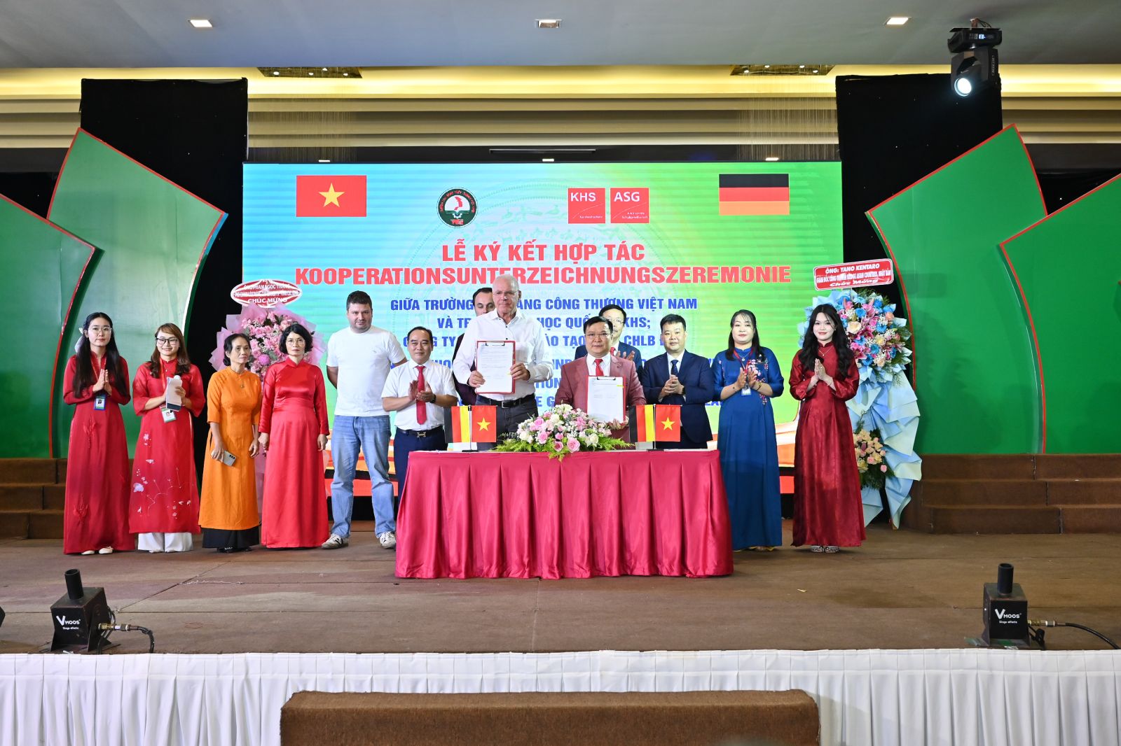 Trường Cao đẳng Công Thương Việt Nam khai giảng năm học mới: Dấu ấn chuyển đổi số và vươn tầm quốc tế