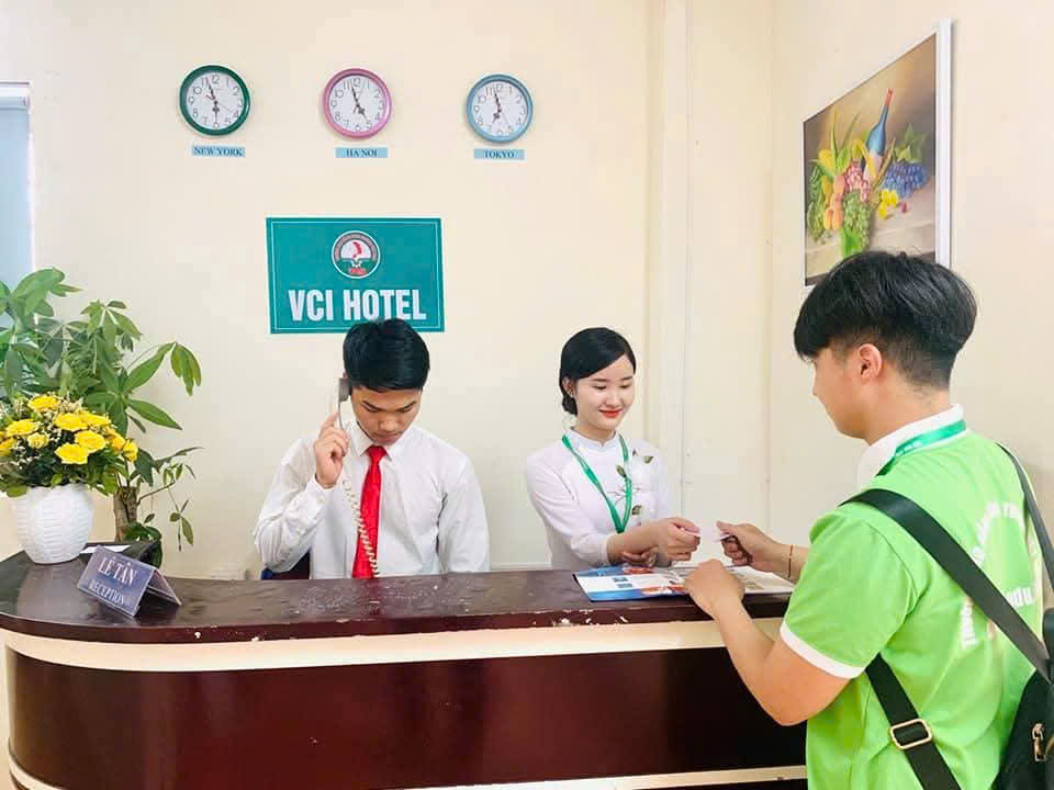 Học ngành Quản Trị Khách Sạn là gì? Ra trường làm gì?