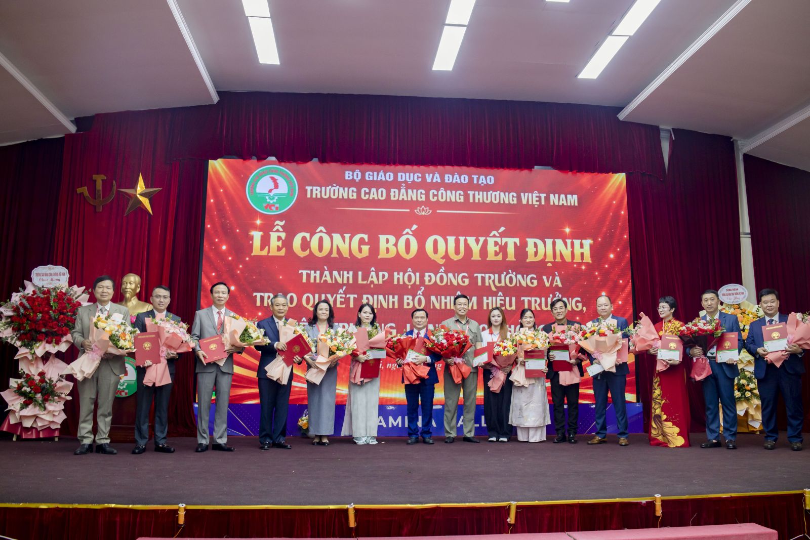 Trường Cao đẳng Công thương Việt Nam tổ chức Lễ công bố, ra mắt Hội đồng trường nhiệm kỳ 2026–2031