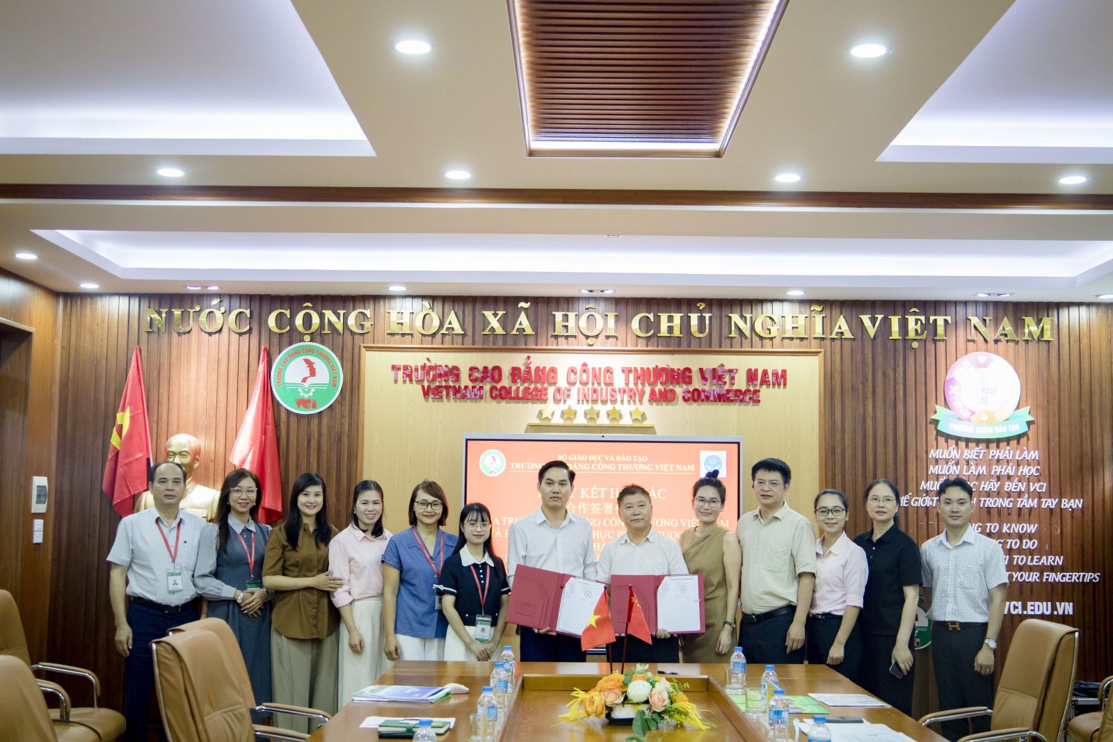 TRƯỜNG CAO ĐẲNG CÔNG THƯƠNG VIỆT NAM KÝ KẾT HỢP TÁC VỚI HỌC VIỆN NGHỀ THỰC PHẨM – DƯỢC PHẨM PHÒNG THÀNH CẢNG