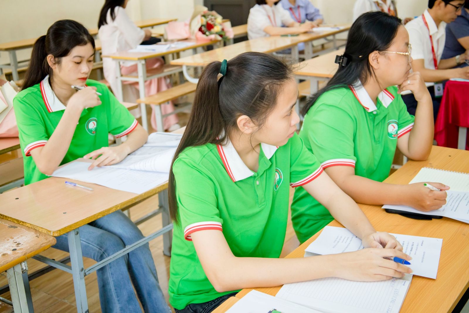 TÌM HIỂU NGÀNH TIẾNG VIỆT VÀ VĂN HÓA VIỆT NAM