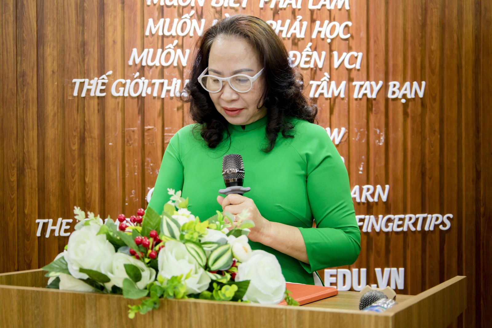 TS.CHU THỊ HẬU