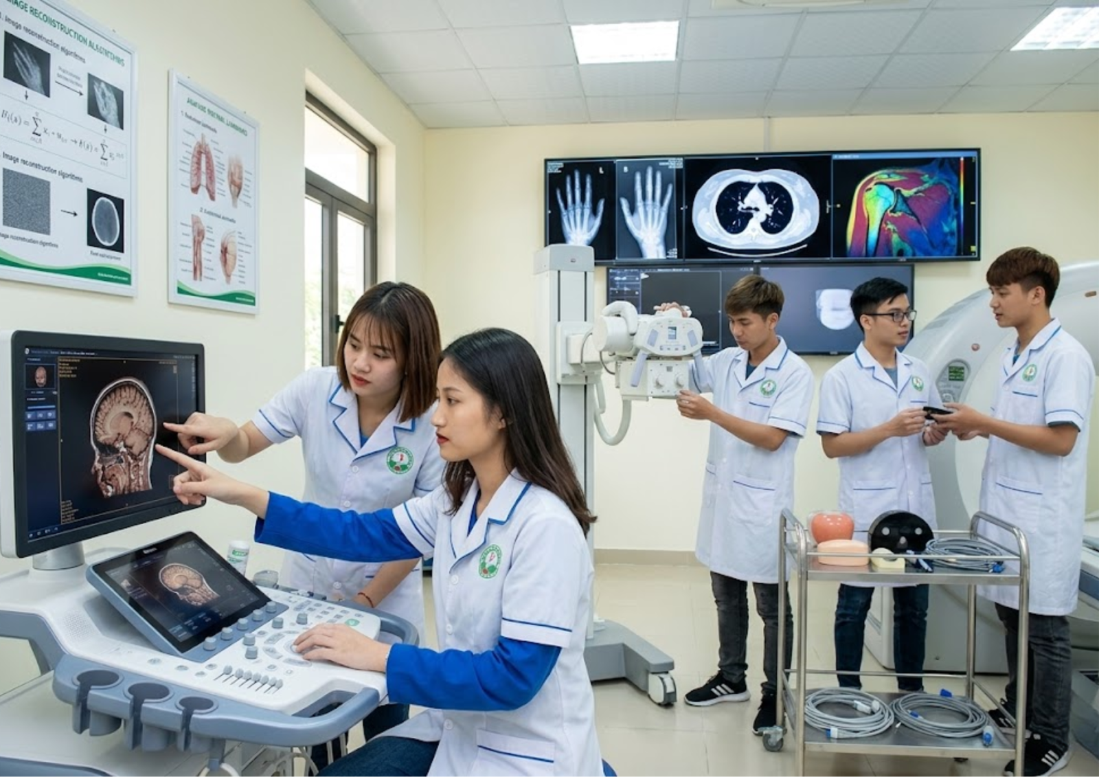 TUYỂN SINH NGÀNH KỸ THUẬT HÌNH ẢNH Y HỌC