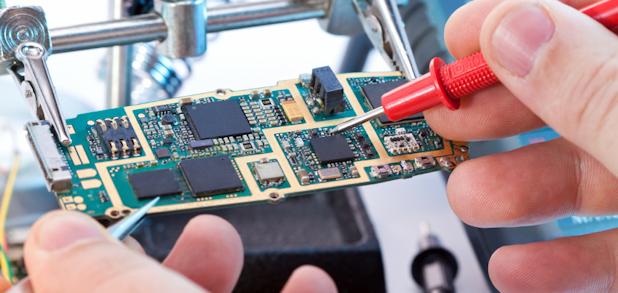 Yêu cầu và kỹ năng cần có để trở thành kỹ sư điện tử công nghiệp là gì? 
